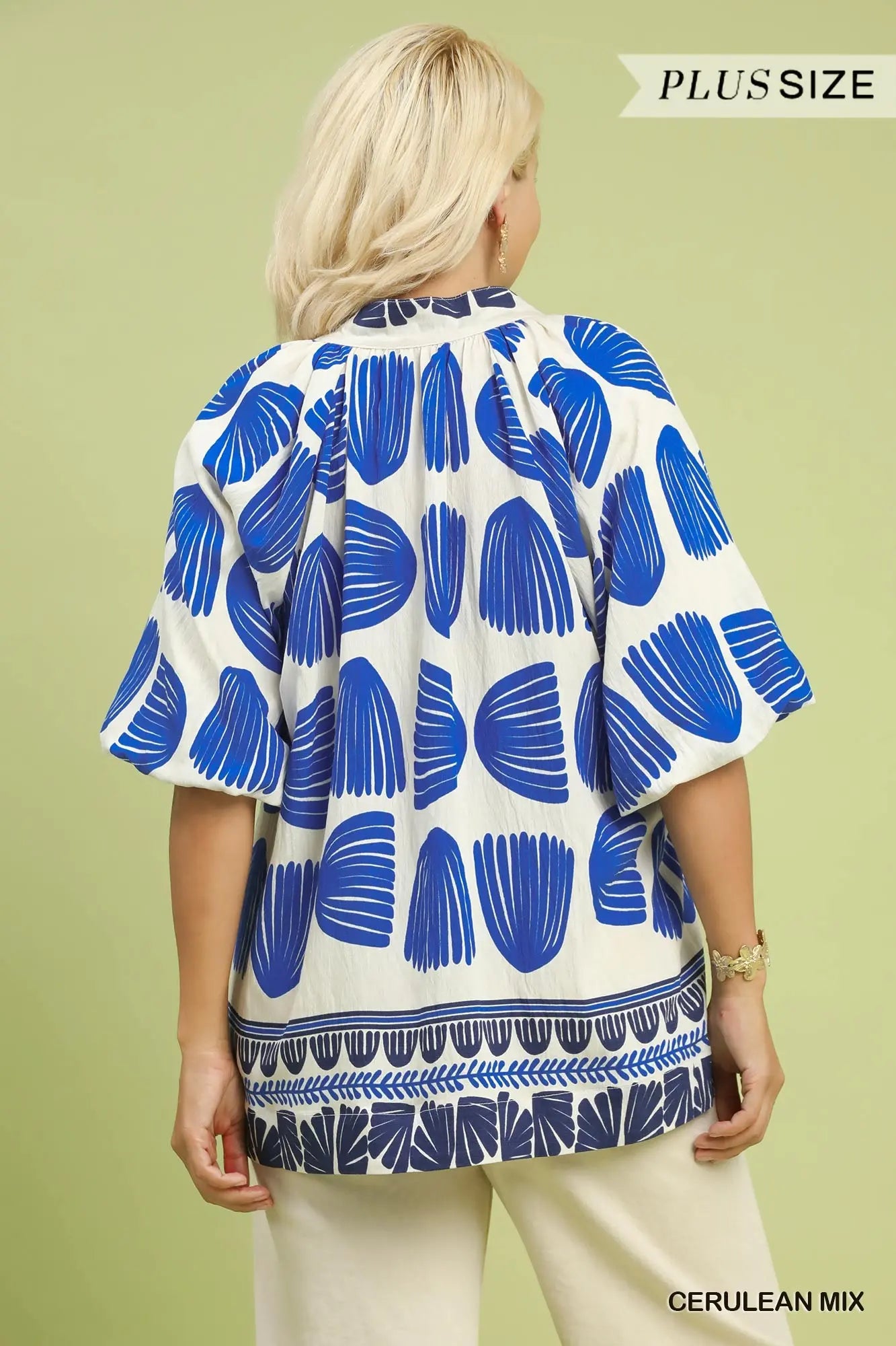 Shell Block Border Print V-Neck Blouse